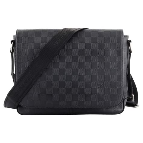 lv district gm size|District PM Damier Infini Leather .